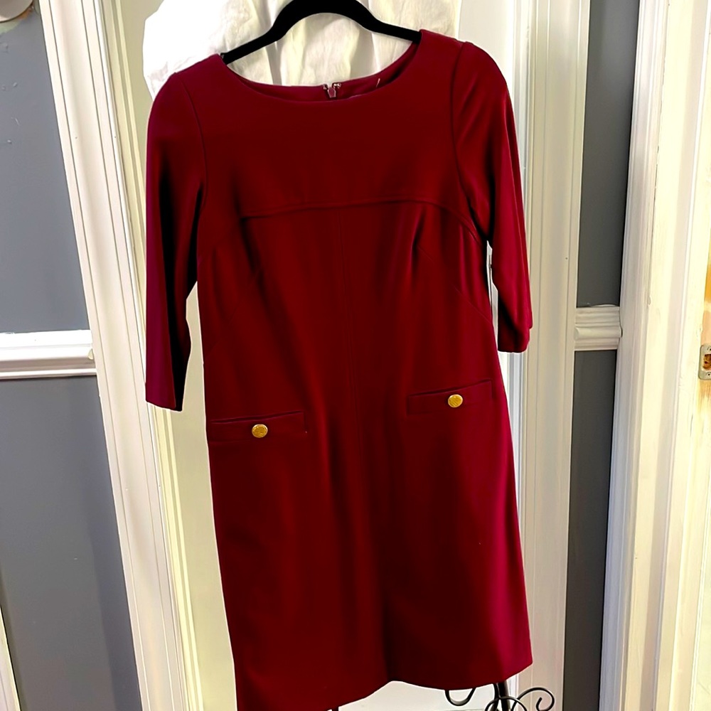 NWT VINCE CAMUTO dress. size 6.